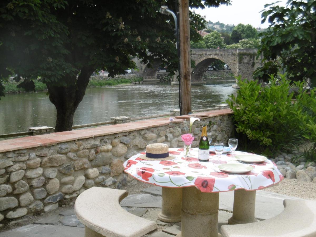 Limoux Riverside Gardens Villa Exterior photo